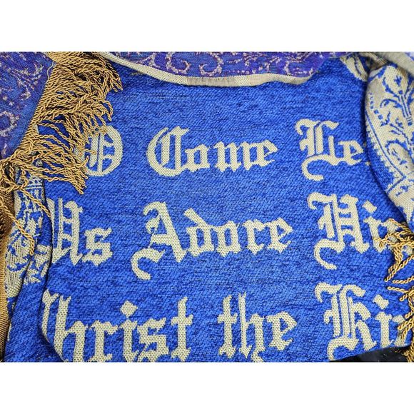 Christmas Throw Blanket Tapestry Christ The King 42x67 - Picture 3 of 5
